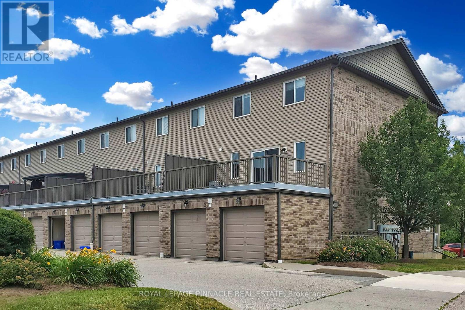 #3 275 OLD HURON ROAD - 41
