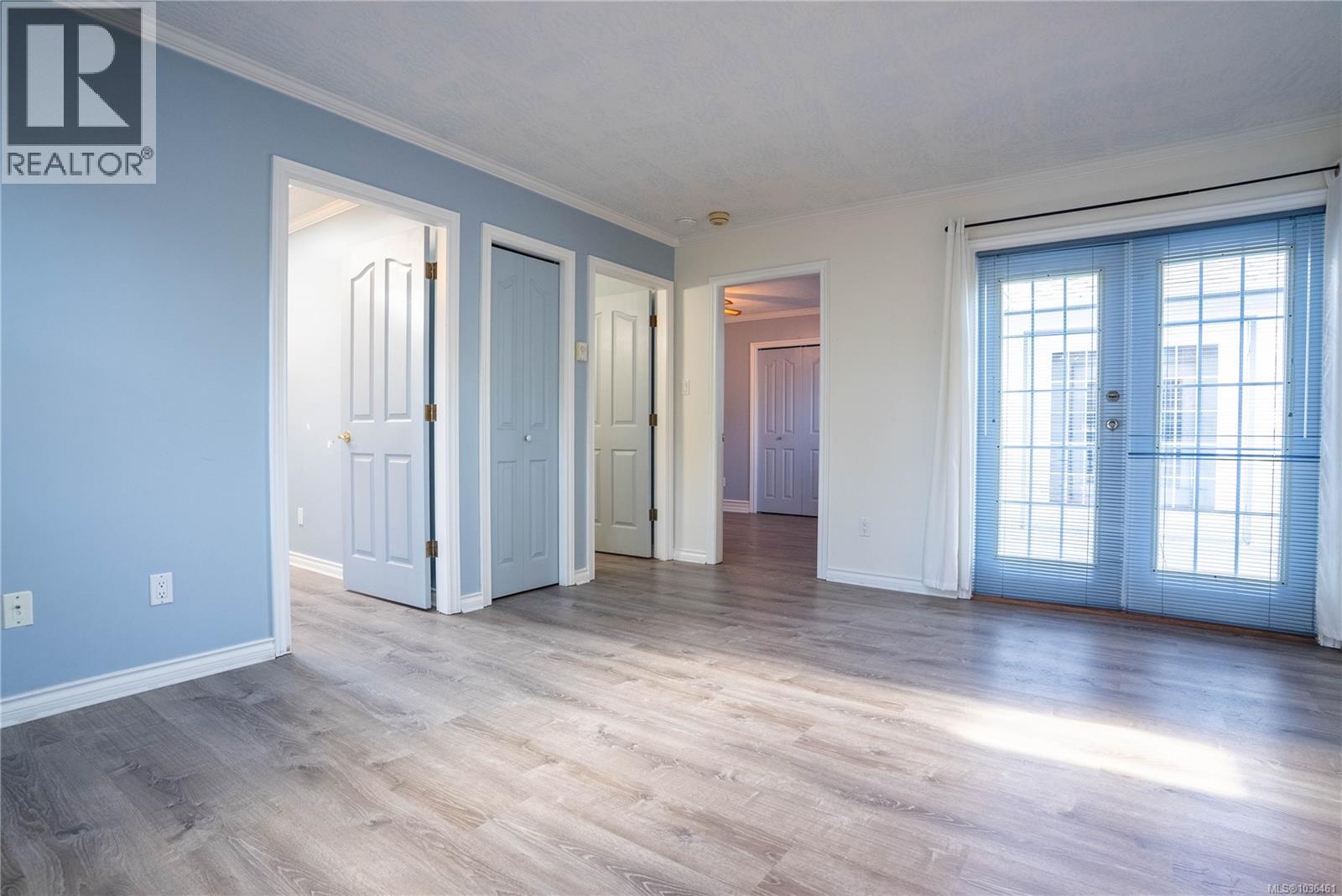 3165 Wascana St - 24
