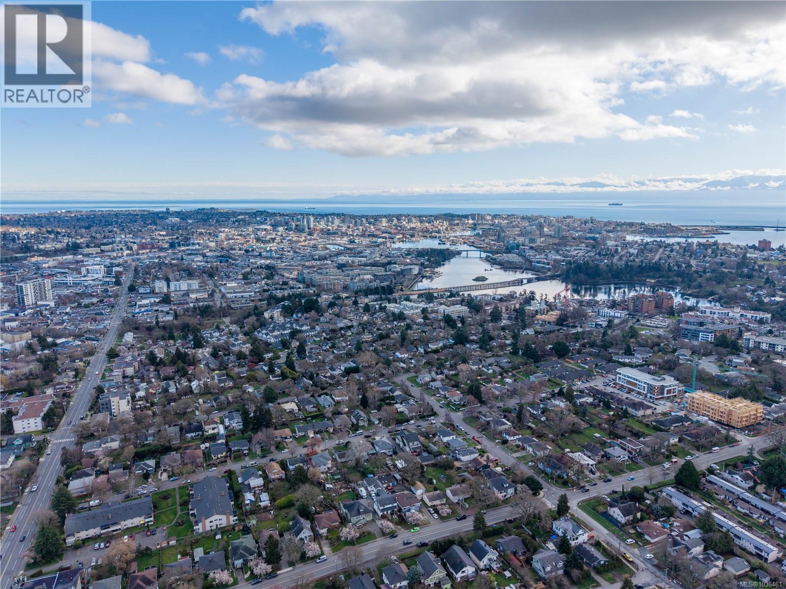 3165 Wascana St - 45