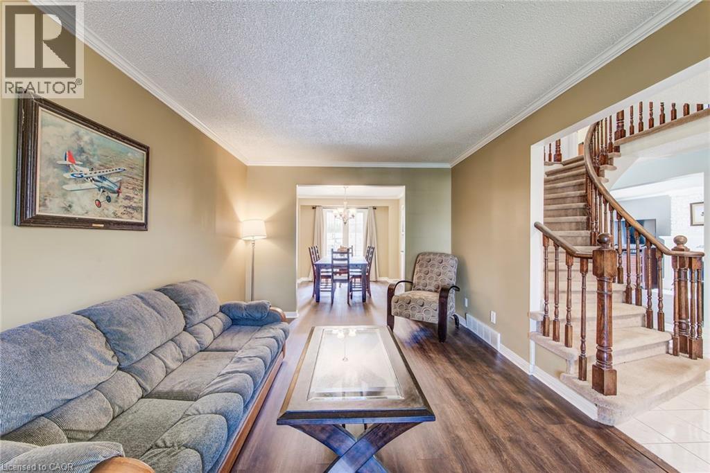 13 GATEVIEW Drive - 20