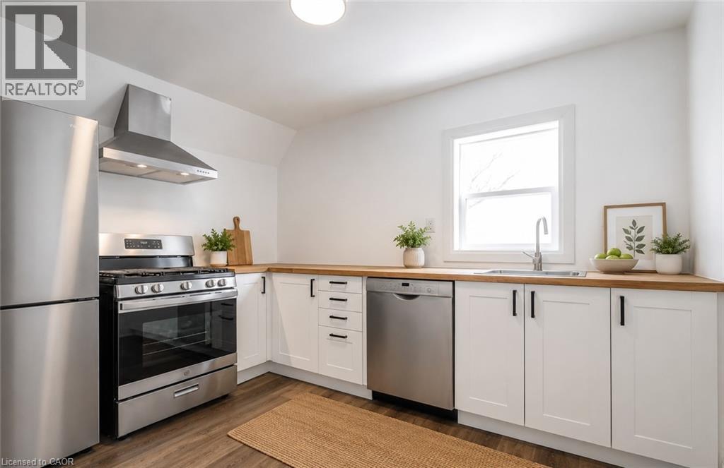 198 SHERMAN Avenue N Unit# 2, Hamilton, Ontario, L8L6M9 — Photo 4