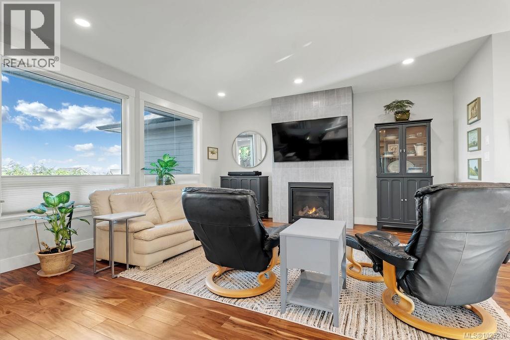 #5 720 Russell Rd - 30