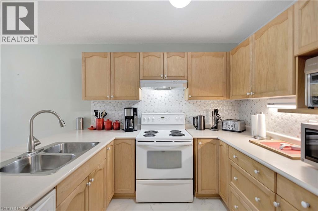29 BALSAM Trail - 10