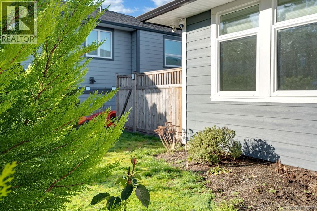 #5 720 Russell Rd - 49