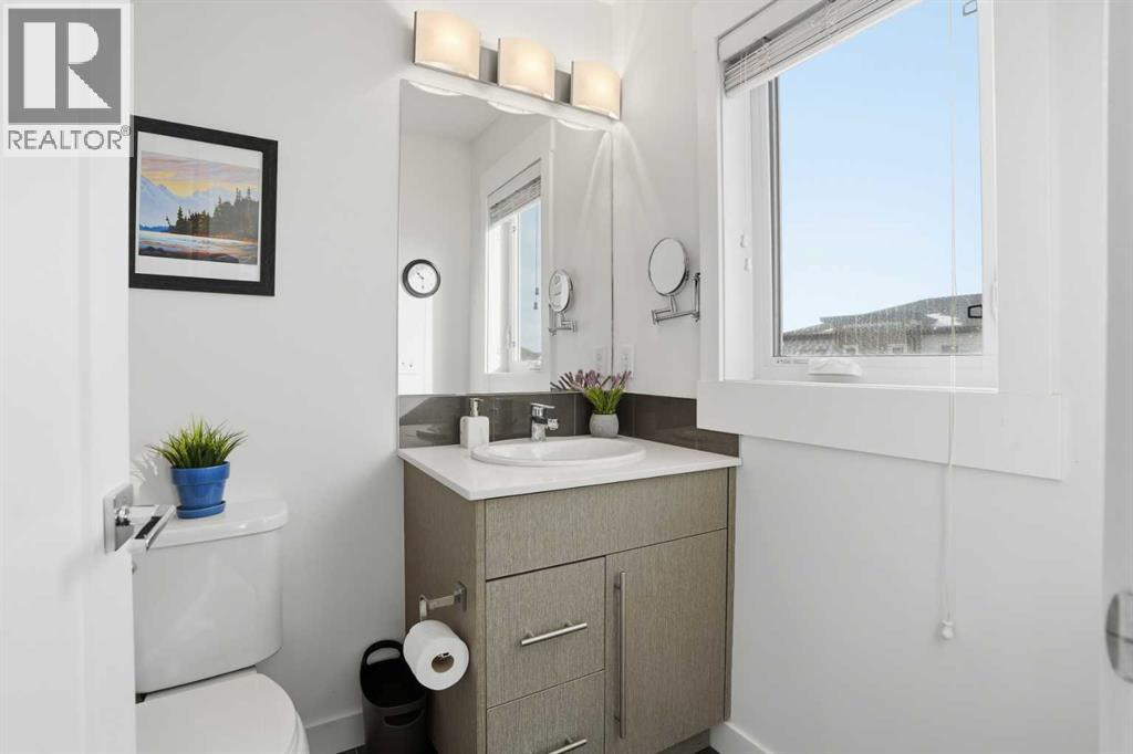 #70 111 Rainbow Falls Gate - 22
