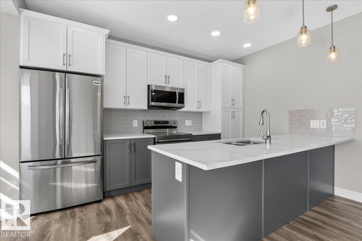 1445 KESWICK DR SW SW - 22