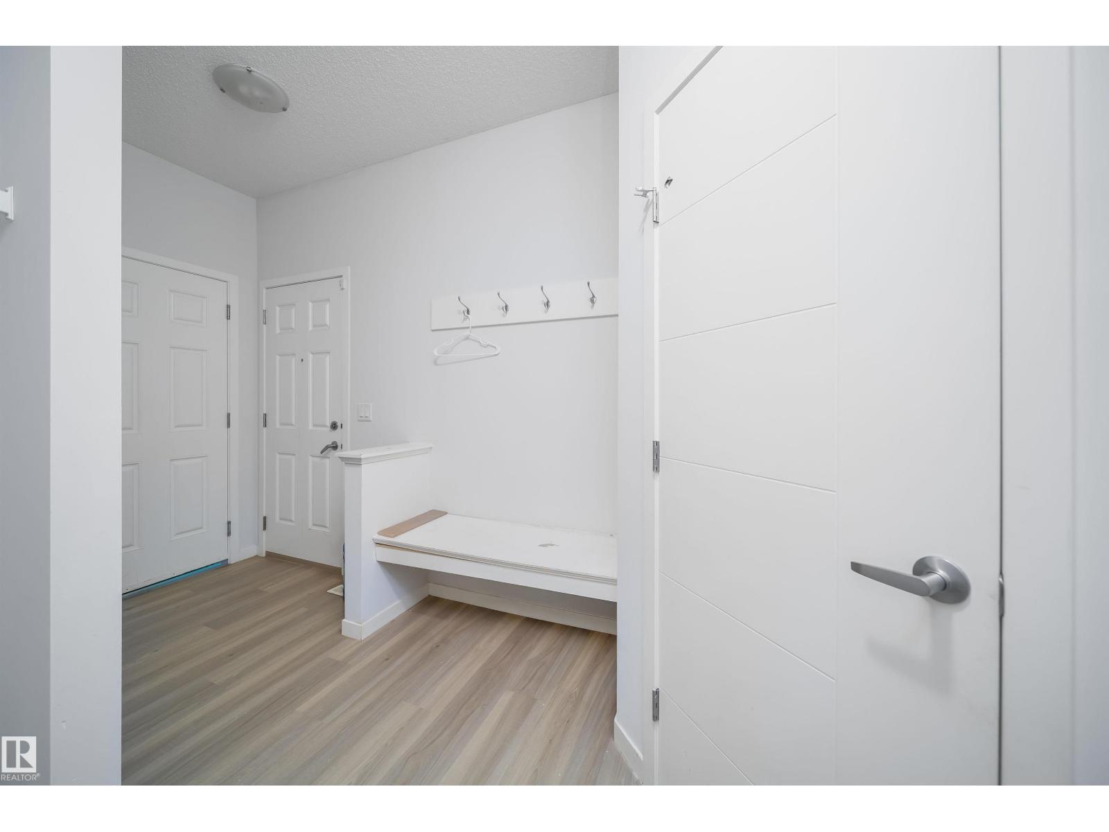 9651 229 ST NW, Edmonton