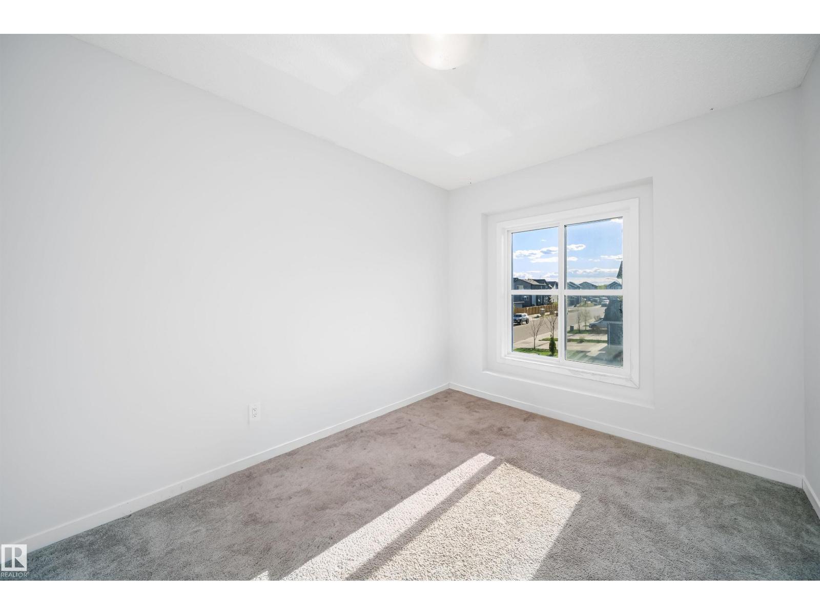 9651 229 ST NW, Edmonton
