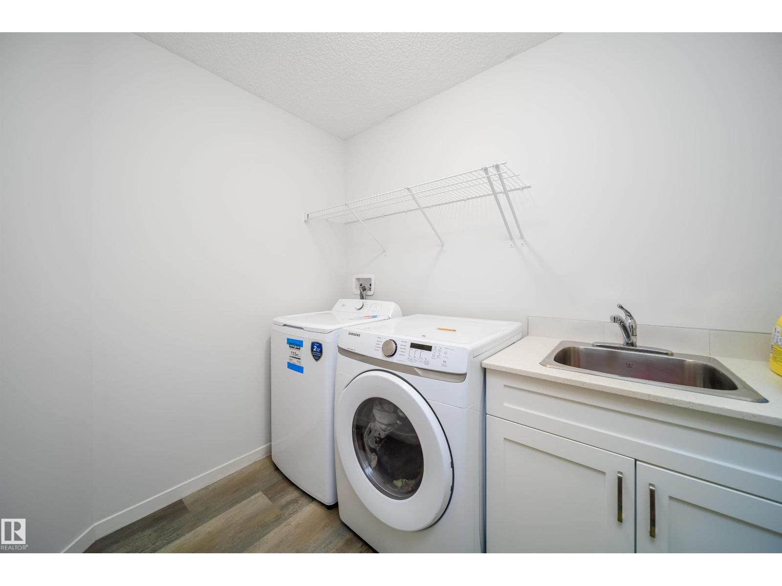 9651 229 ST NW, Edmonton