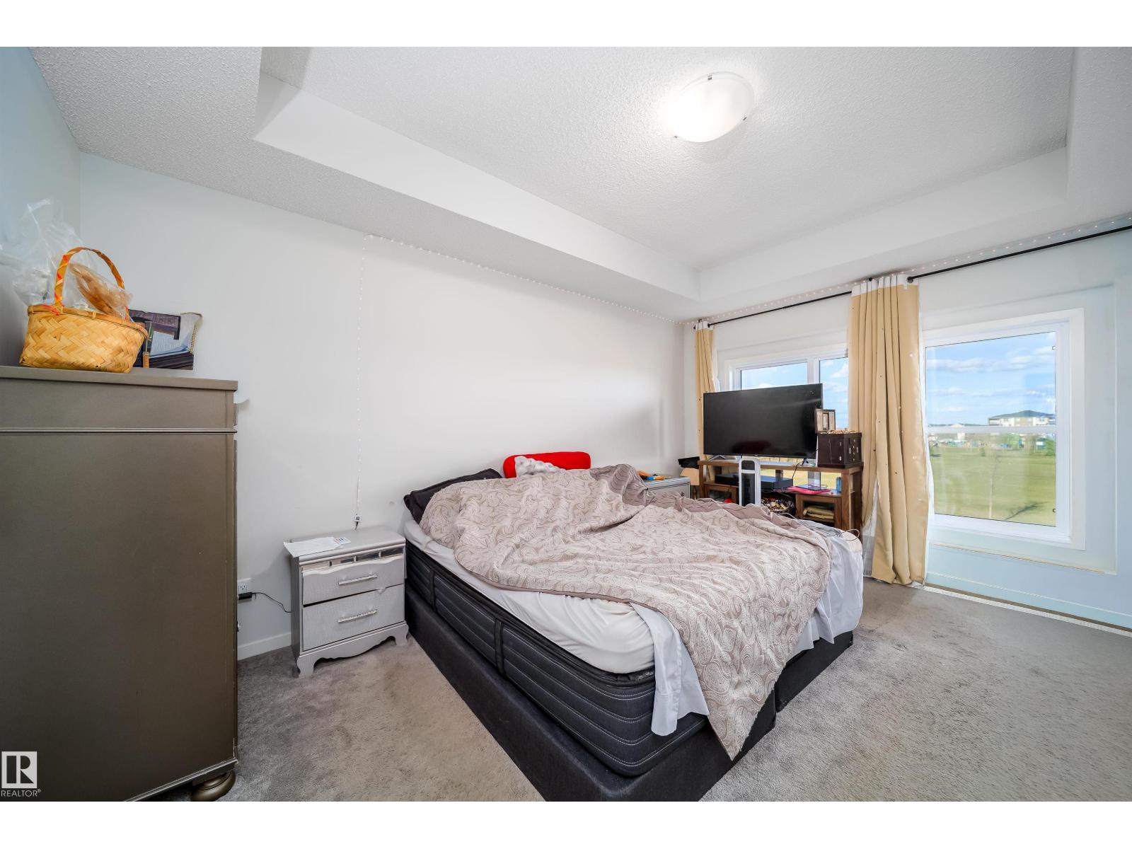 9651 229 ST NW, Edmonton