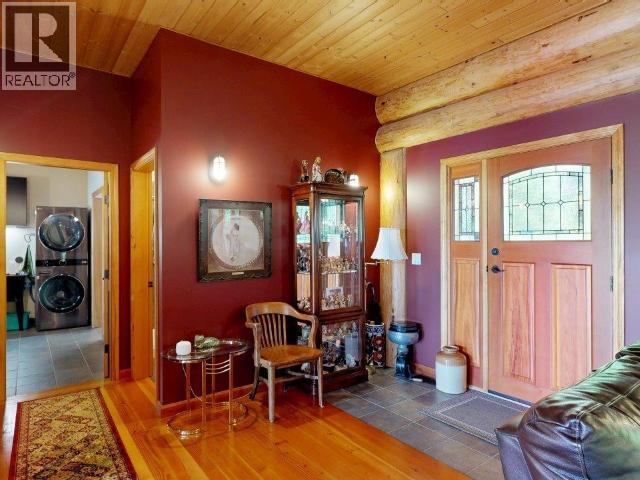 6-10289 FINN BAY ROAD, Powell River