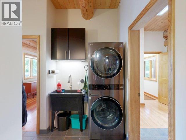 6-10289 FINN BAY ROAD, Powell River