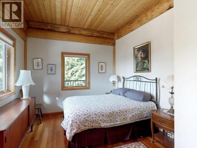6-10289 FINN BAY ROAD, Powell River
