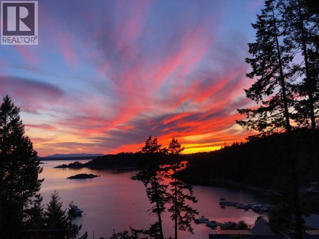 6-10289 FINN BAY ROAD, Powell River