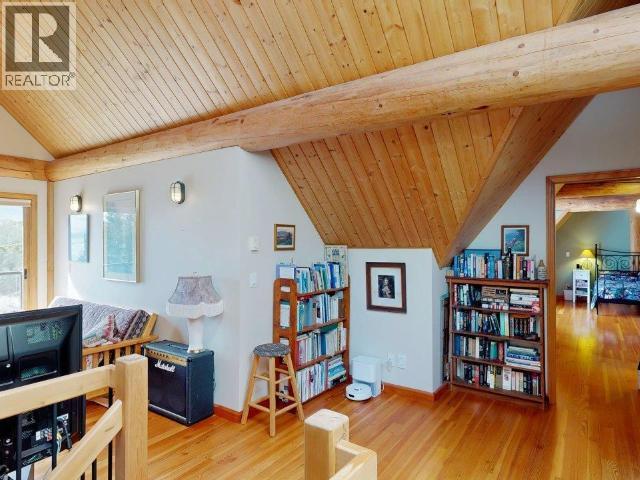 6-10289 FINN BAY ROAD, Powell River