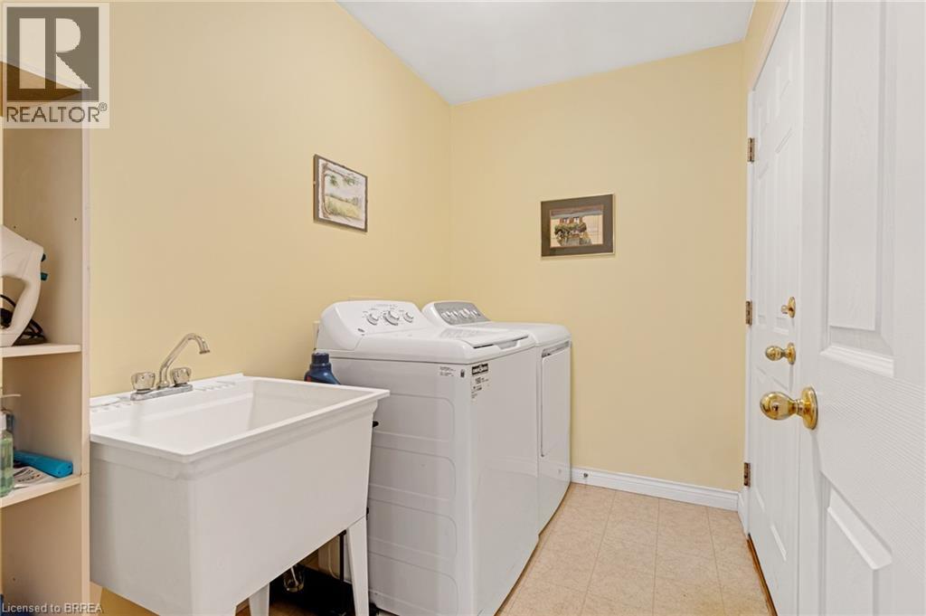 110 SOMERSET Road Unit# 4, Brantford, Ontario, N3R5A8 — Photo 28