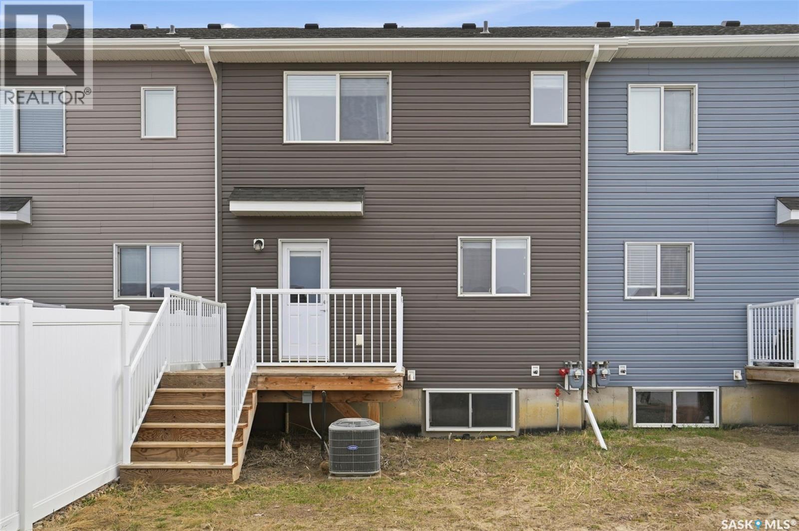 #340 McOrmond DRIVE - 33