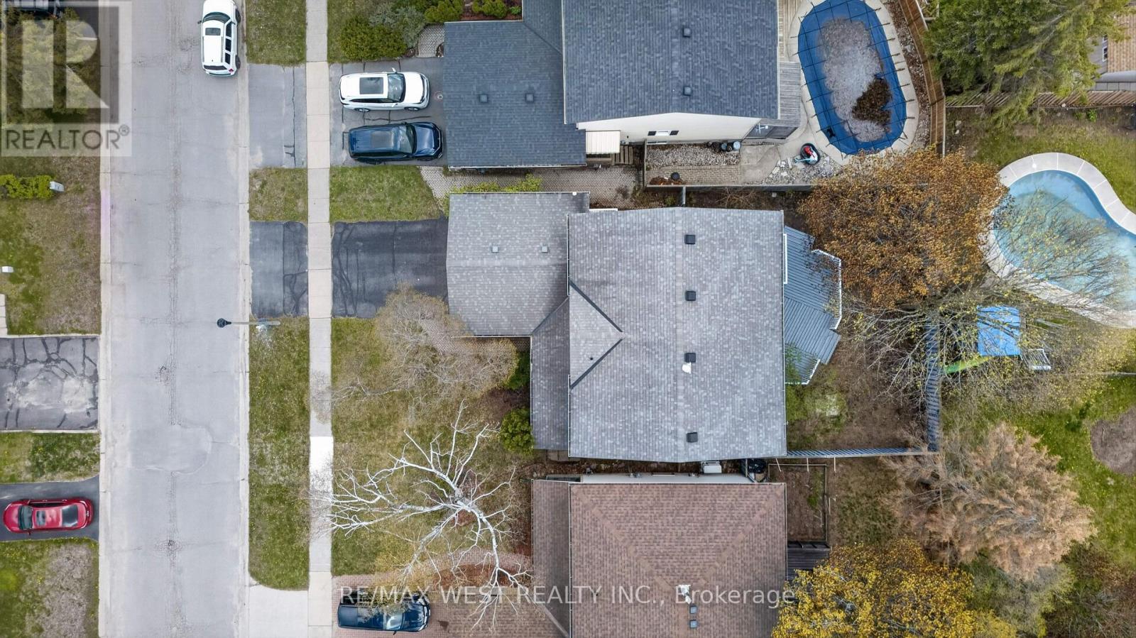 937 ALPINE COURT - 44