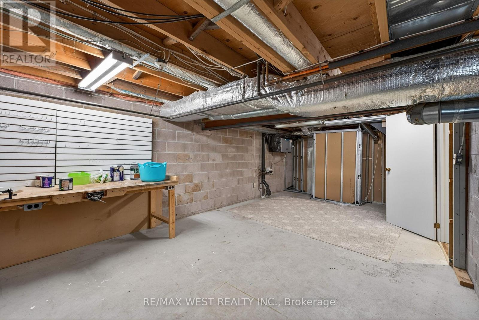 937 ALPINE COURT - 39