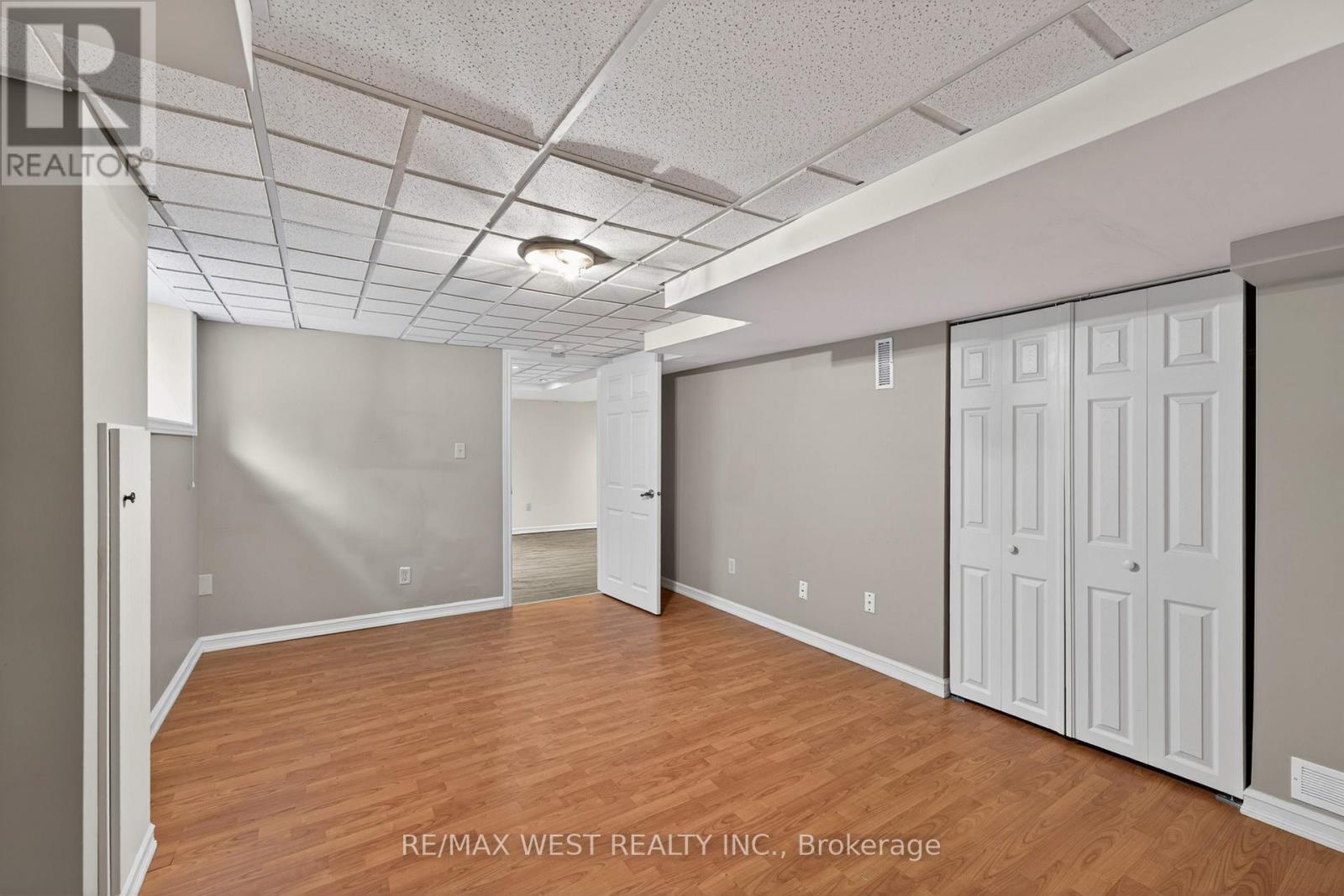 937 ALPINE COURT - 37