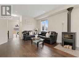 Family room - 126 Delphi Lane, Blue Mountains, ON N0H1J0 Photo 6