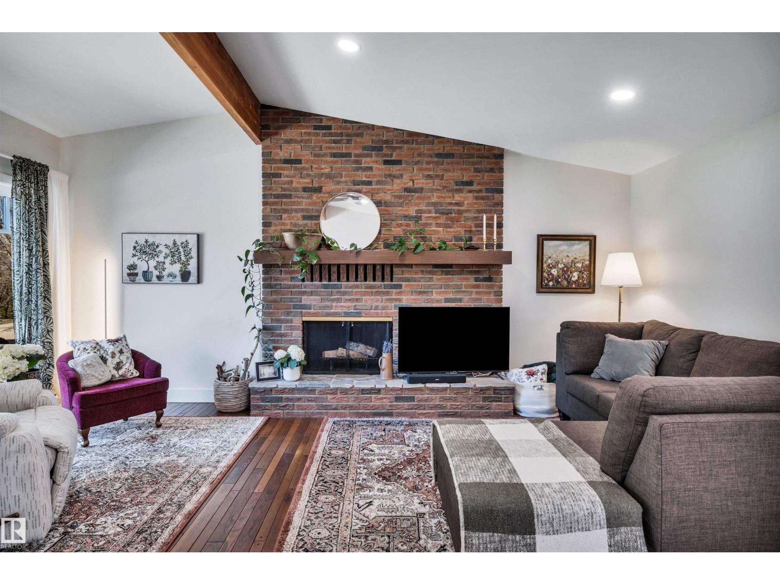 37 GLENMORE CR - 8