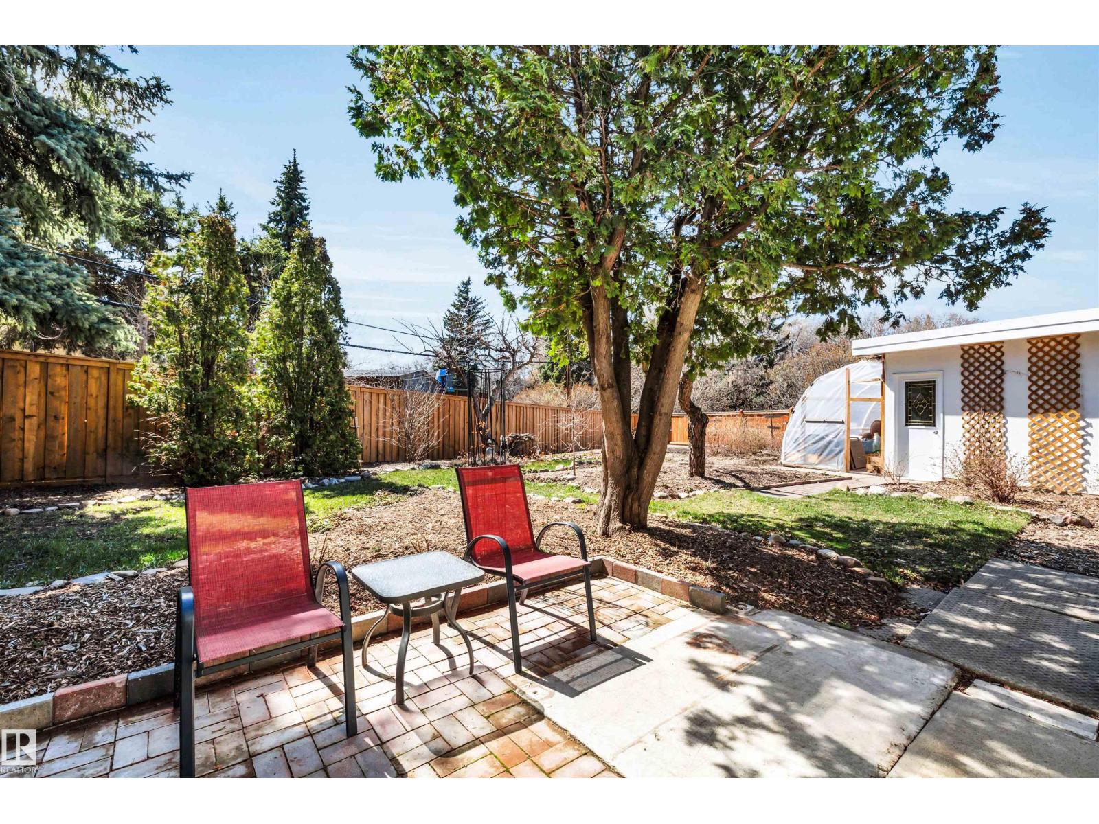37 GLENMORE CR, St. Albert