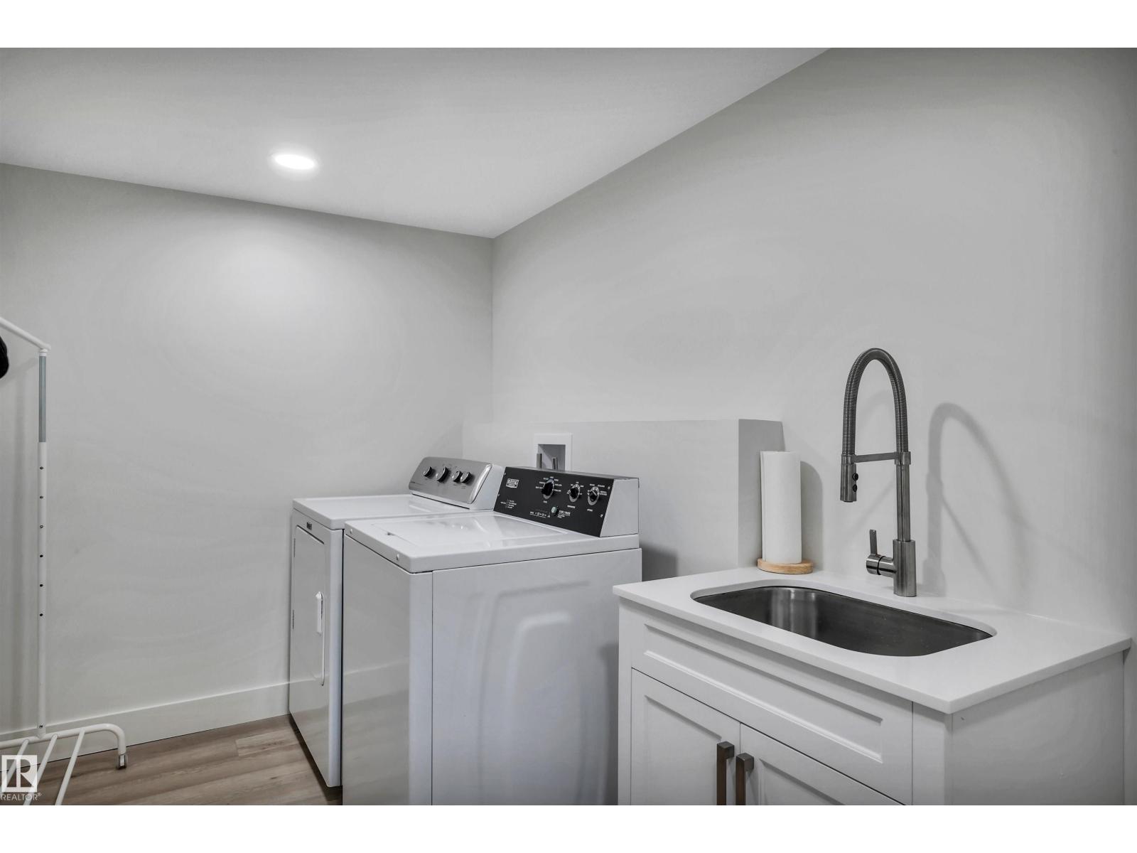 37 GLENMORE CR, St. Albert