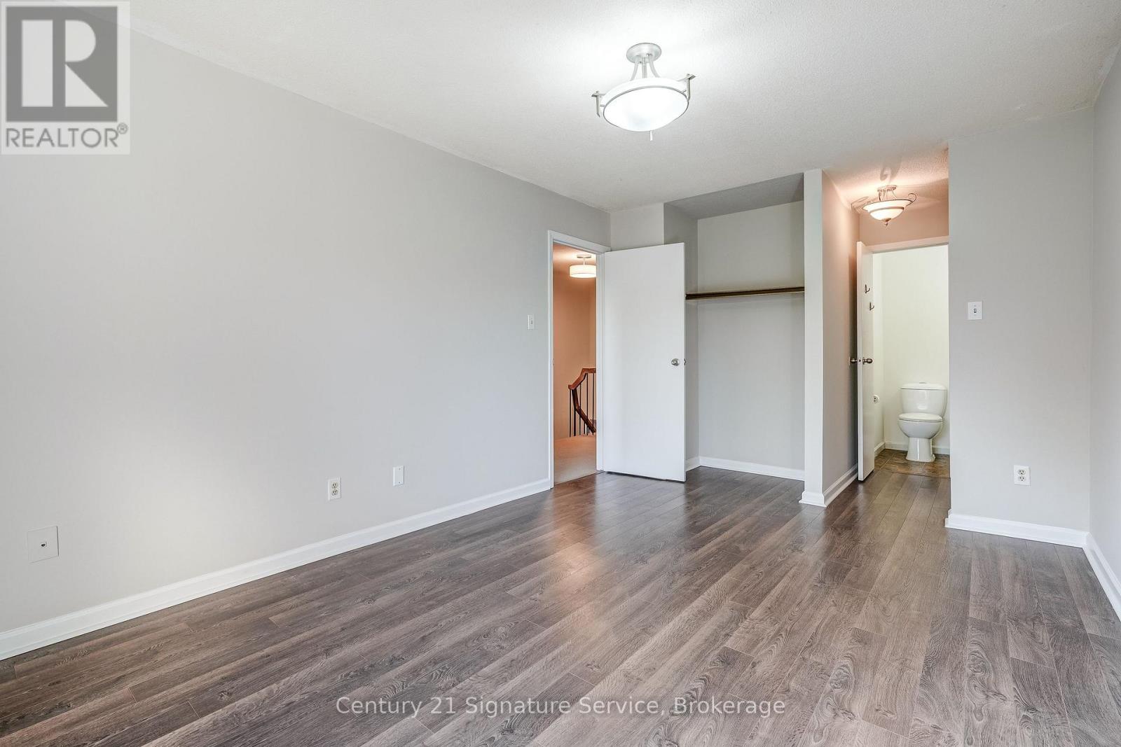 #177 1951 RATHBURN ROAD E - 17
