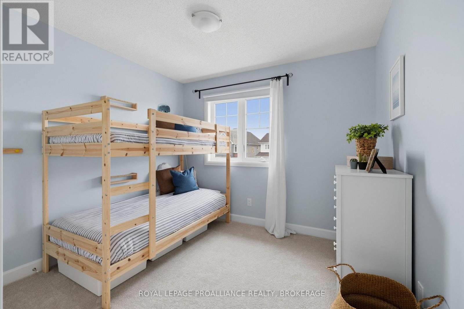 332 BUCKTHORN DRIVE - 25