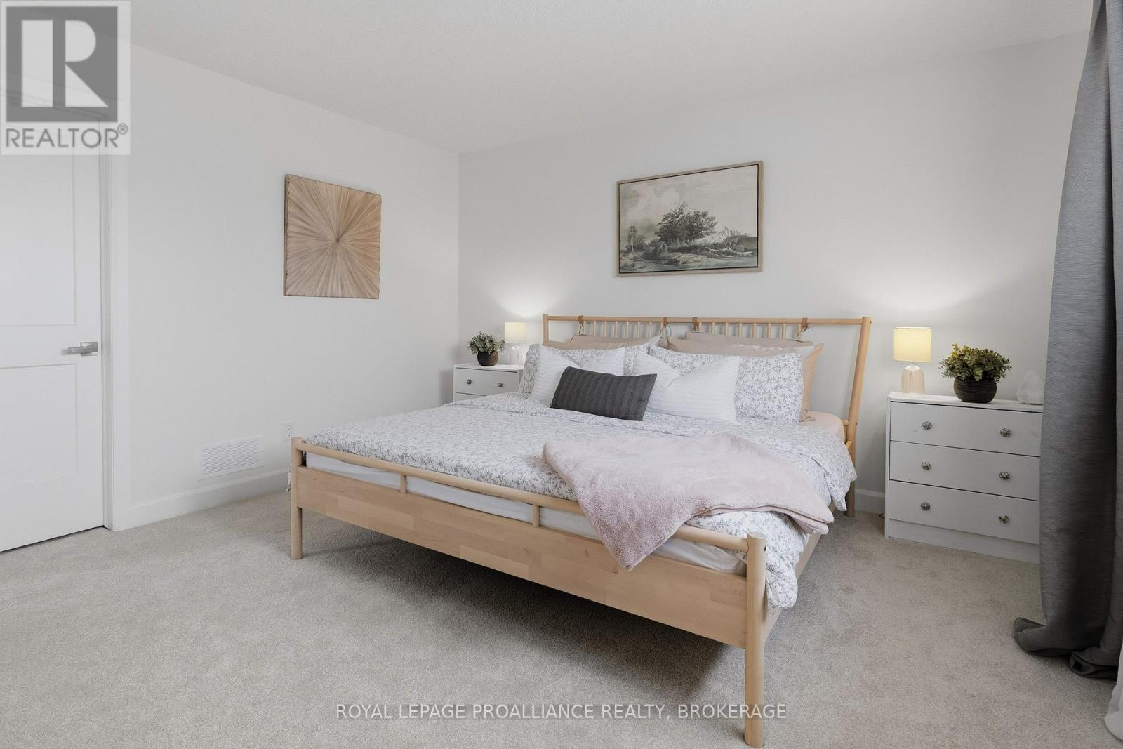 332 BUCKTHORN DRIVE - 28