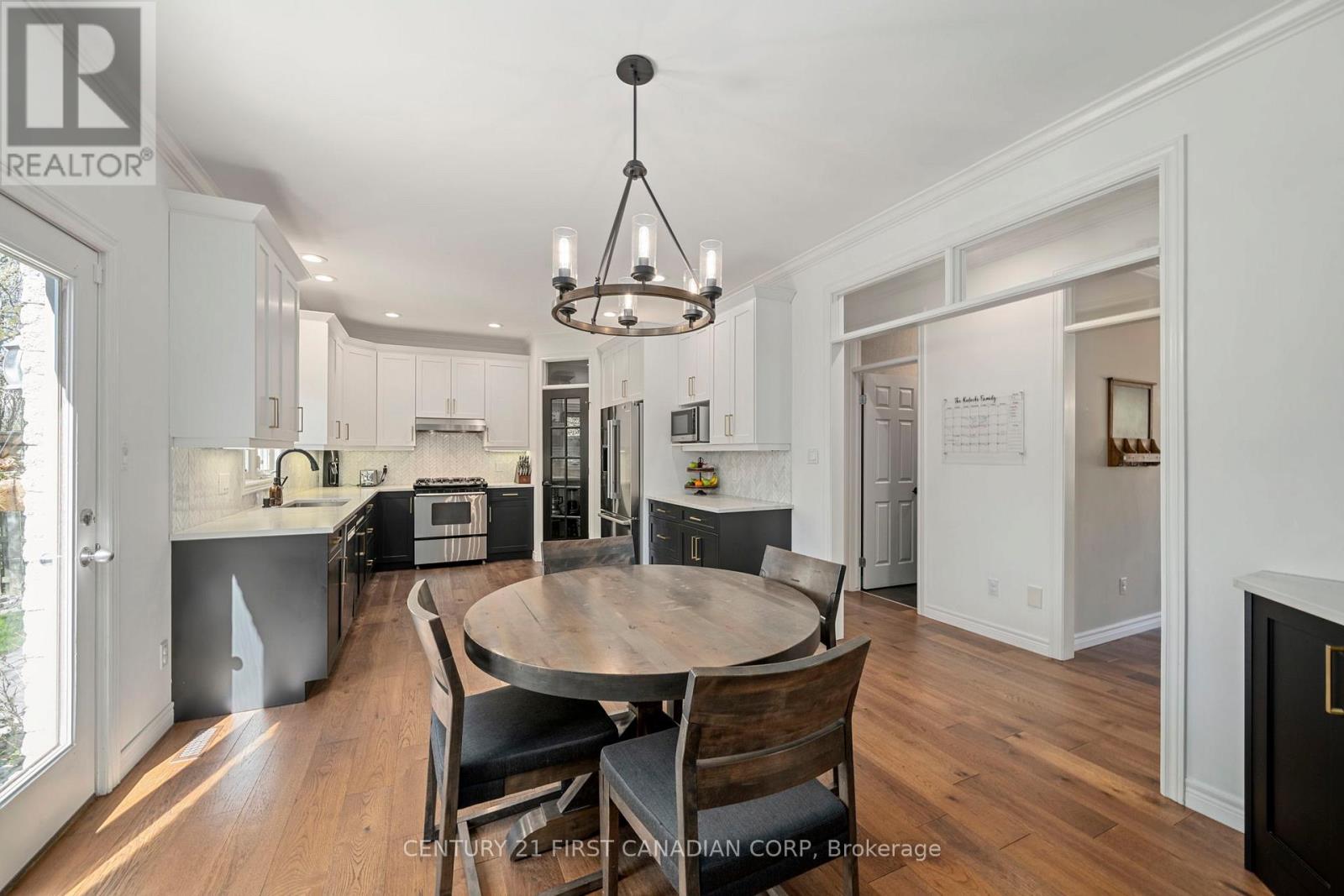 932 CRANBROOK ROAD - 12