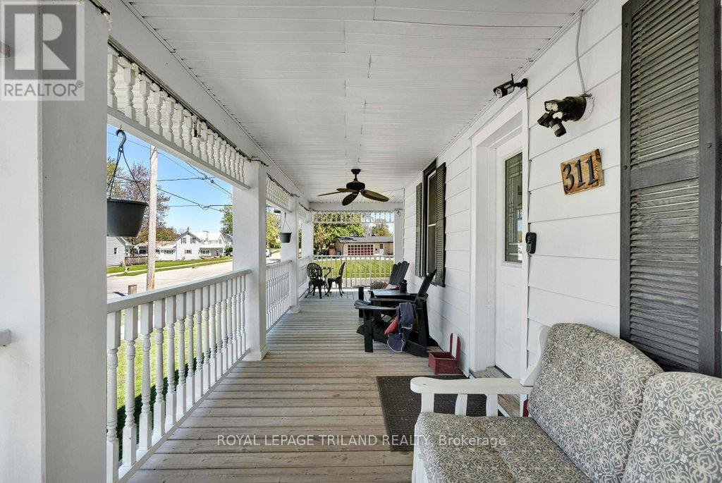 311 WARWICK STREET - 12