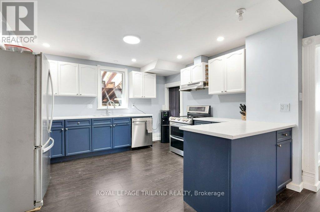 311 WARWICK STREET - 22