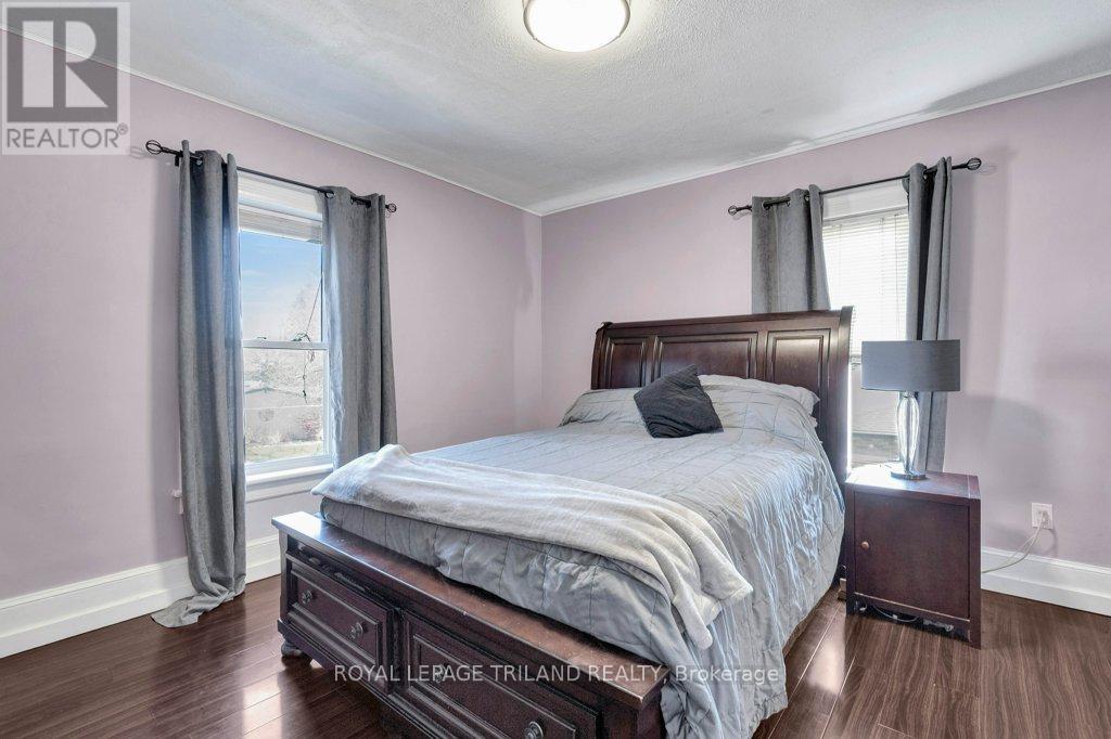 311 WARWICK STREET - 35