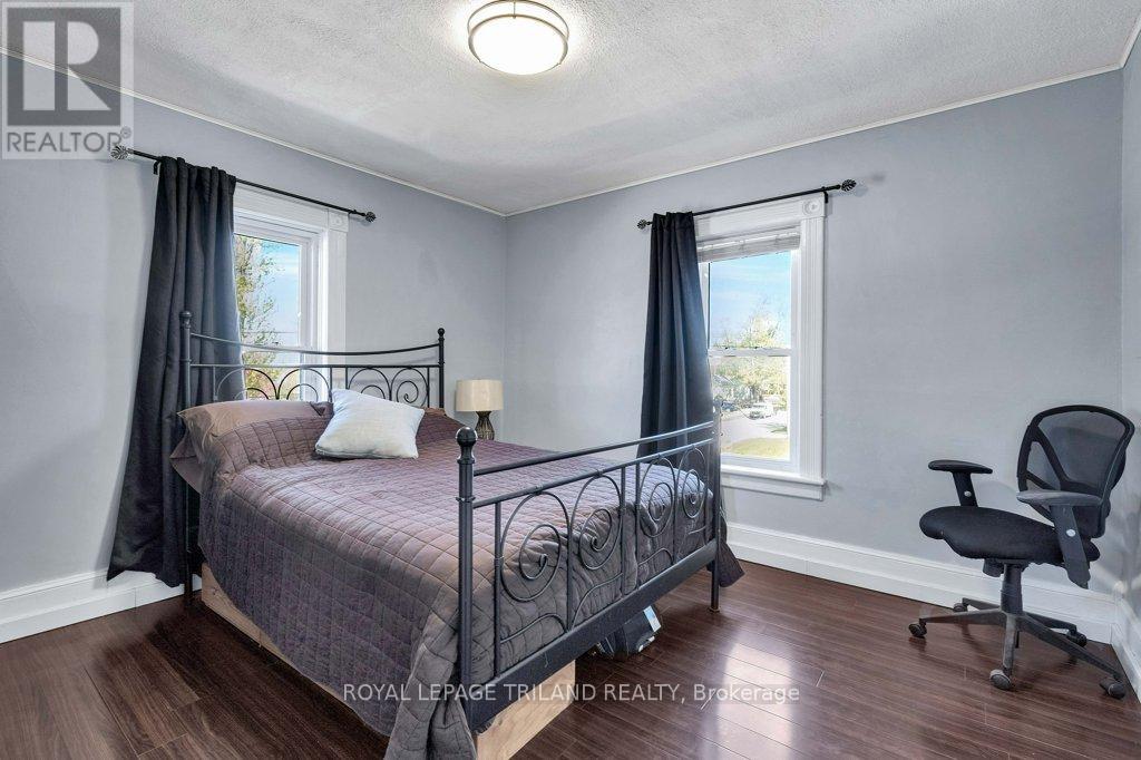311 WARWICK STREET - 38