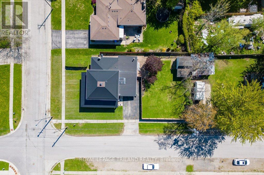 311 WARWICK STREET - 5