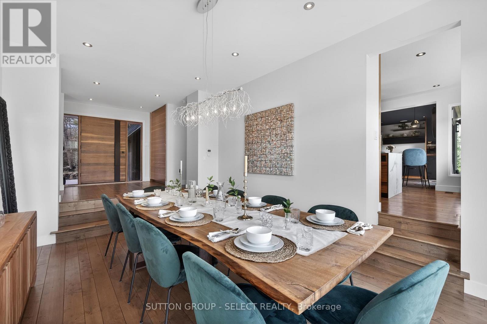 45 BLACKBURN CRESCENT - 6