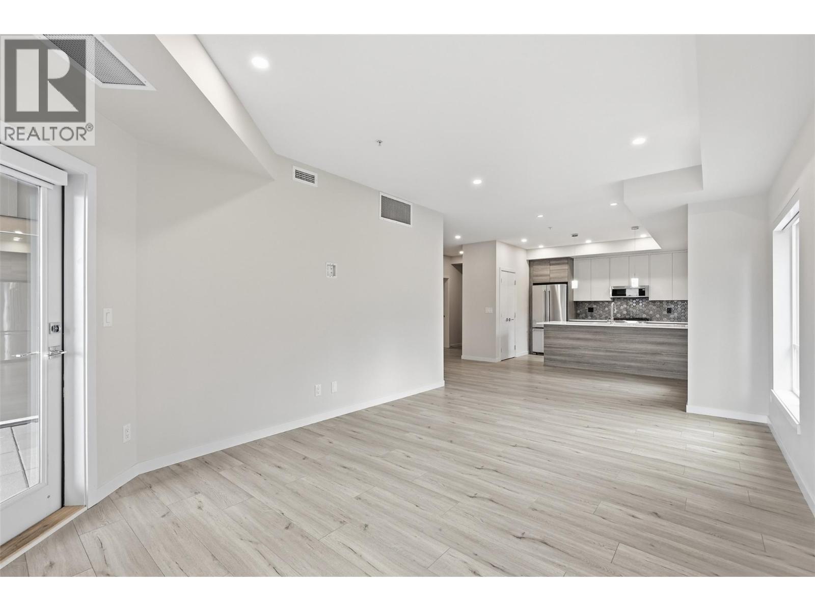 #2101 1405 SPRINGHILL Drive - 10