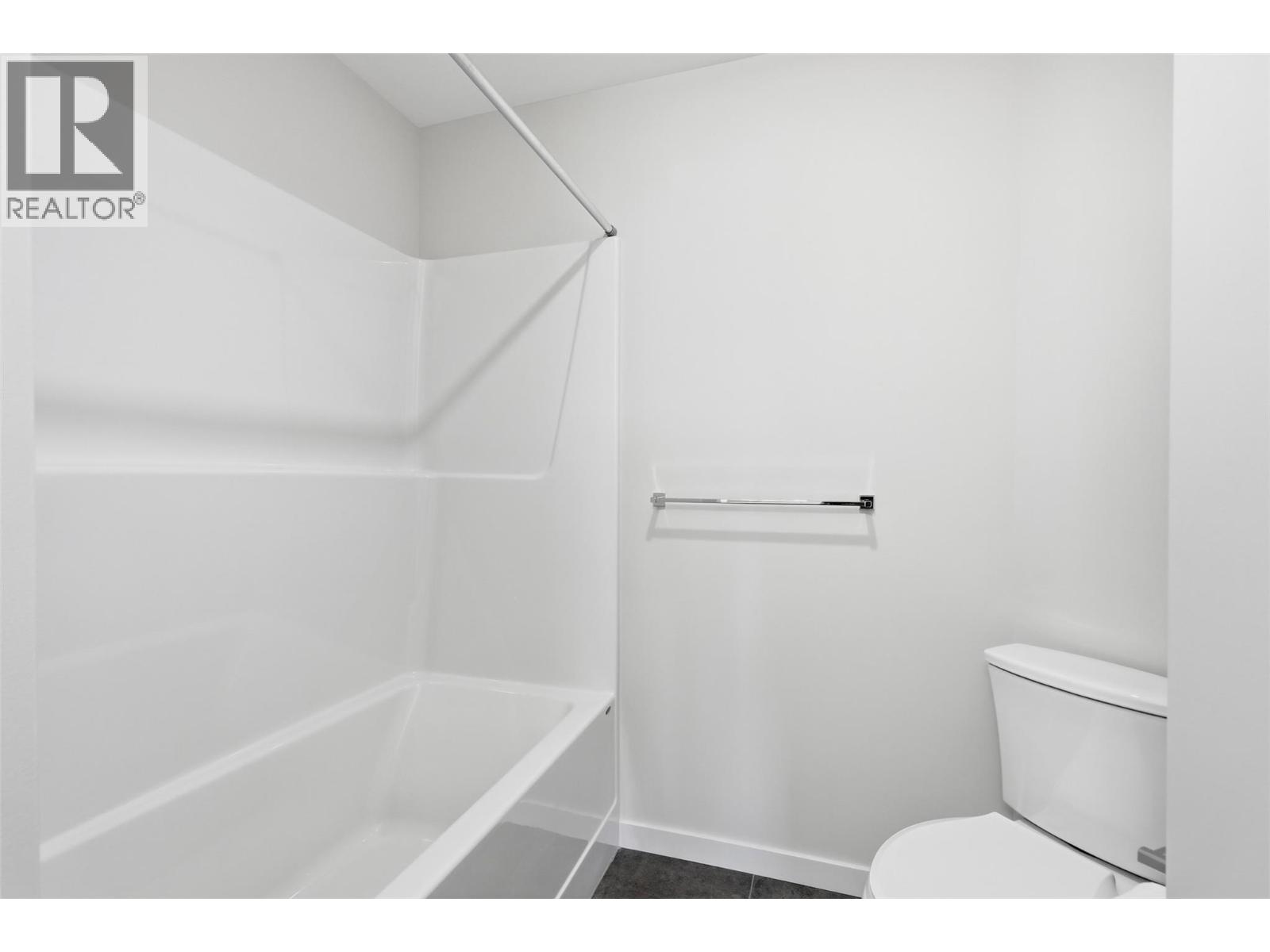#2101 1405 SPRINGHILL Drive - 22
