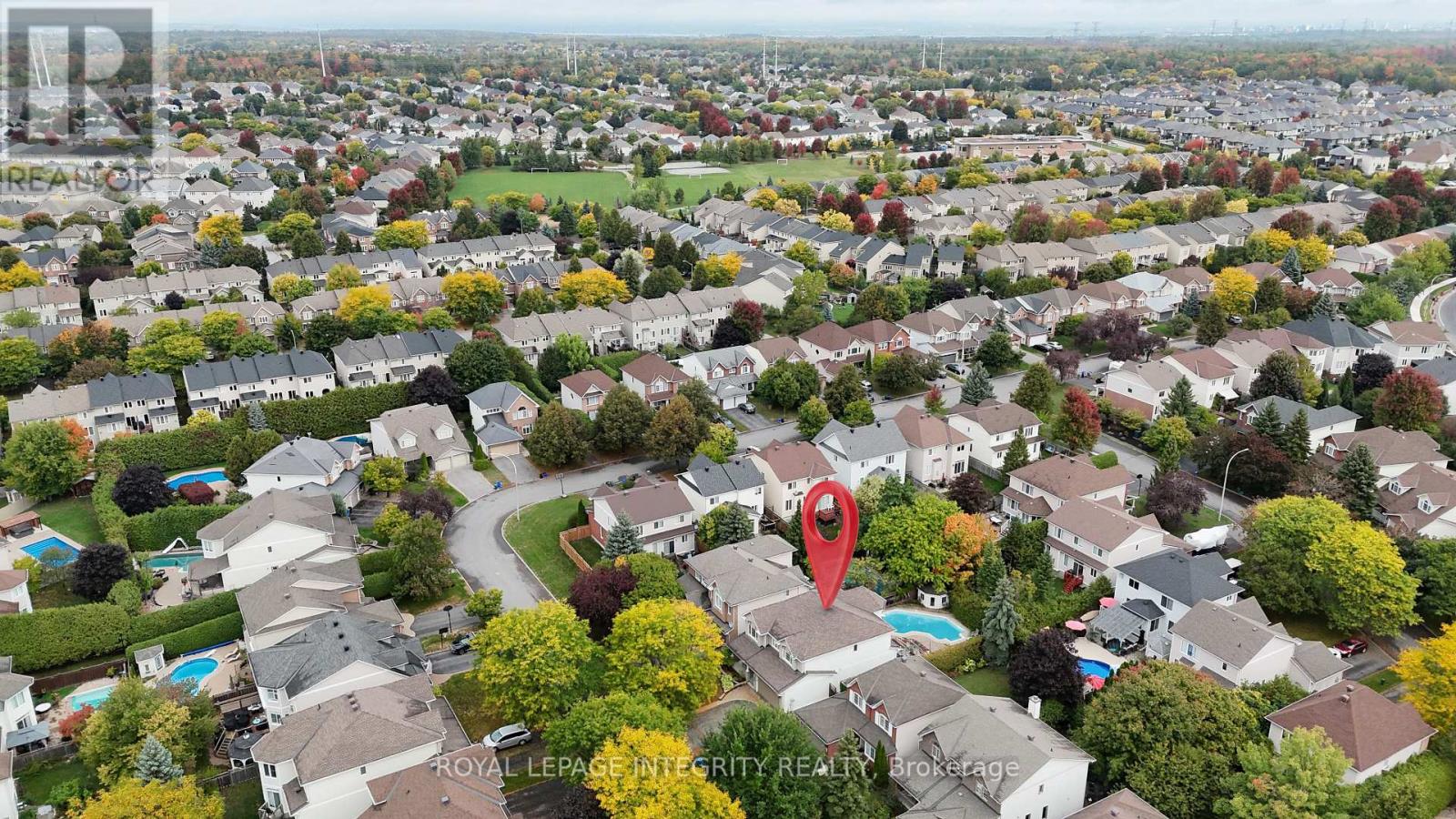 20 FARMFIELD CRESCENT - 47