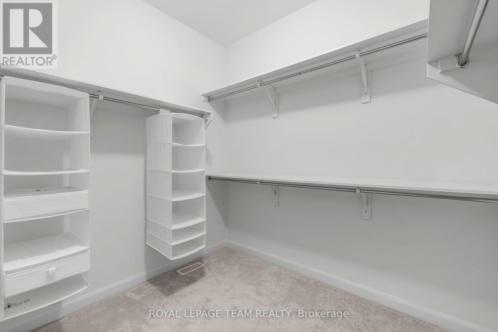 800 CAPPAMORE DRIVE - 22