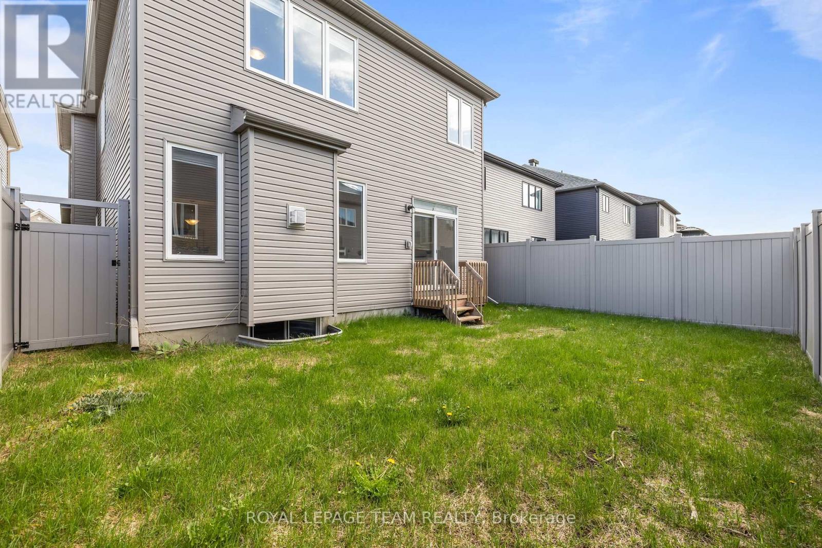800 CAPPAMORE DRIVE - 33