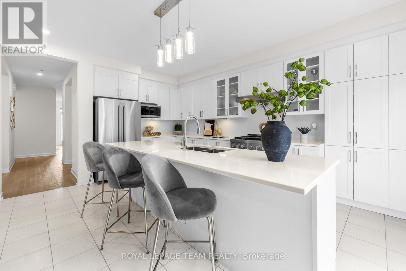 800 CAPPAMORE DRIVE - 8