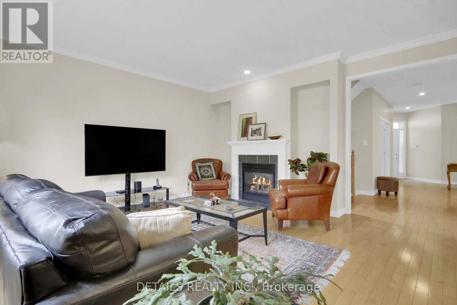7 STONECROFT TERRACE - 11