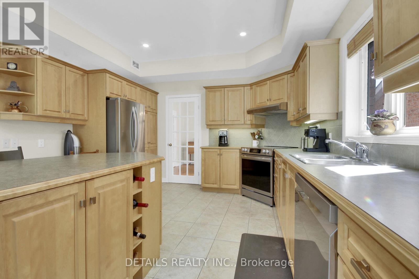 7 STONECROFT TERRACE - 7