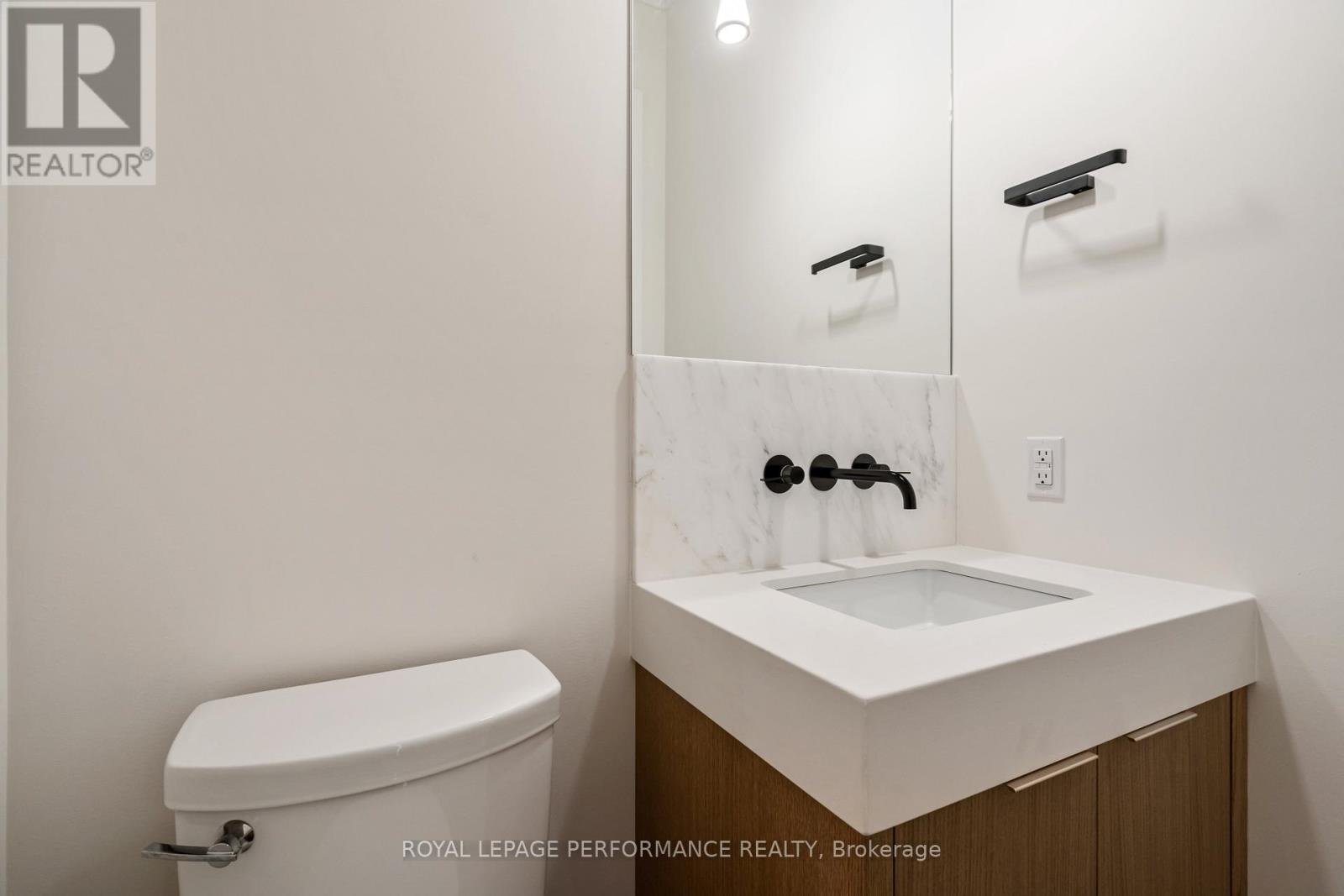 31 COMMANDA WAY - 12