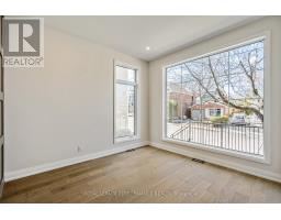 Living room - 31 Commanda Way, Ottawa, ON K1M1G1 Photo 10