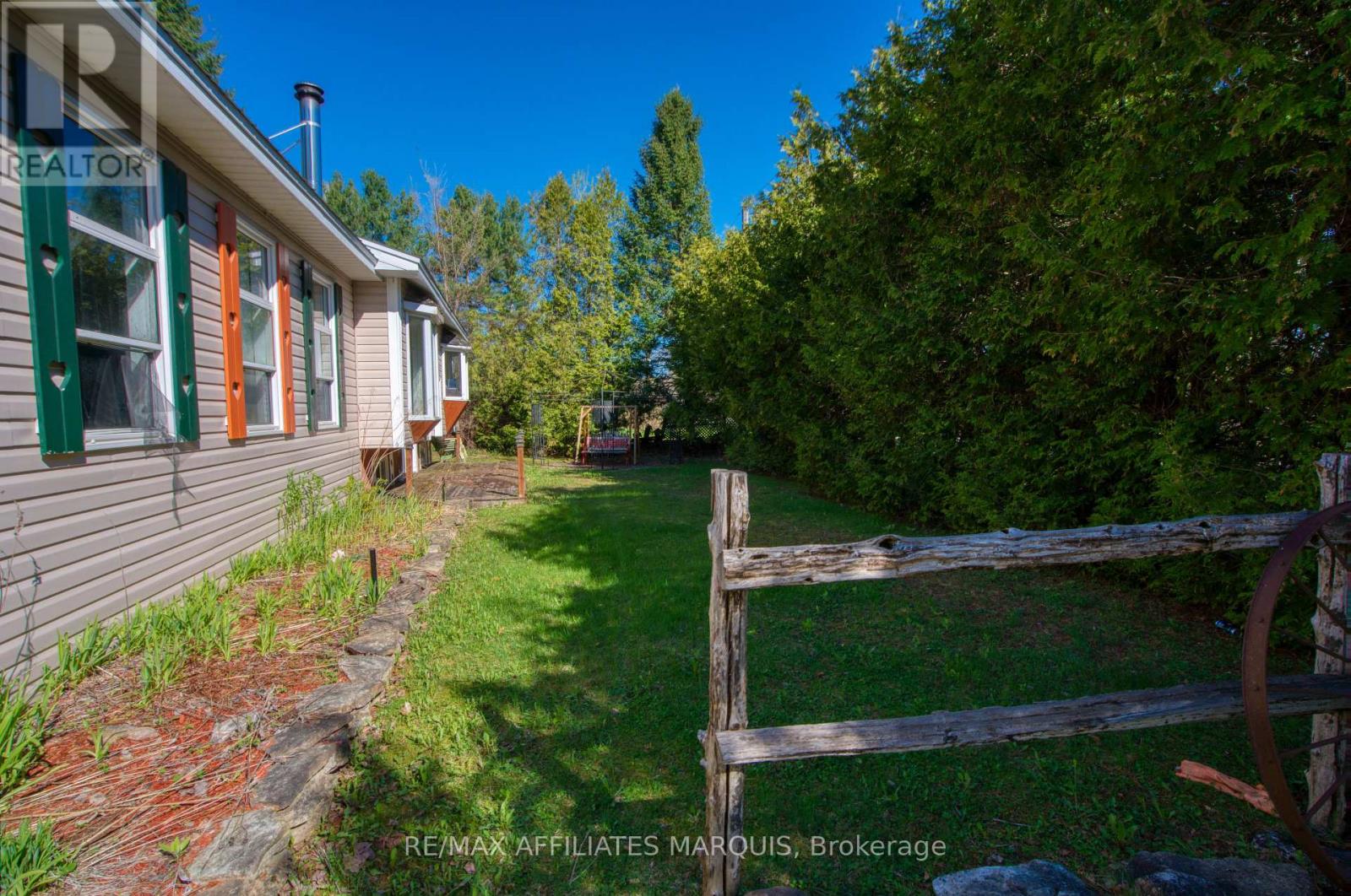 641 HARPER ROAD - 14