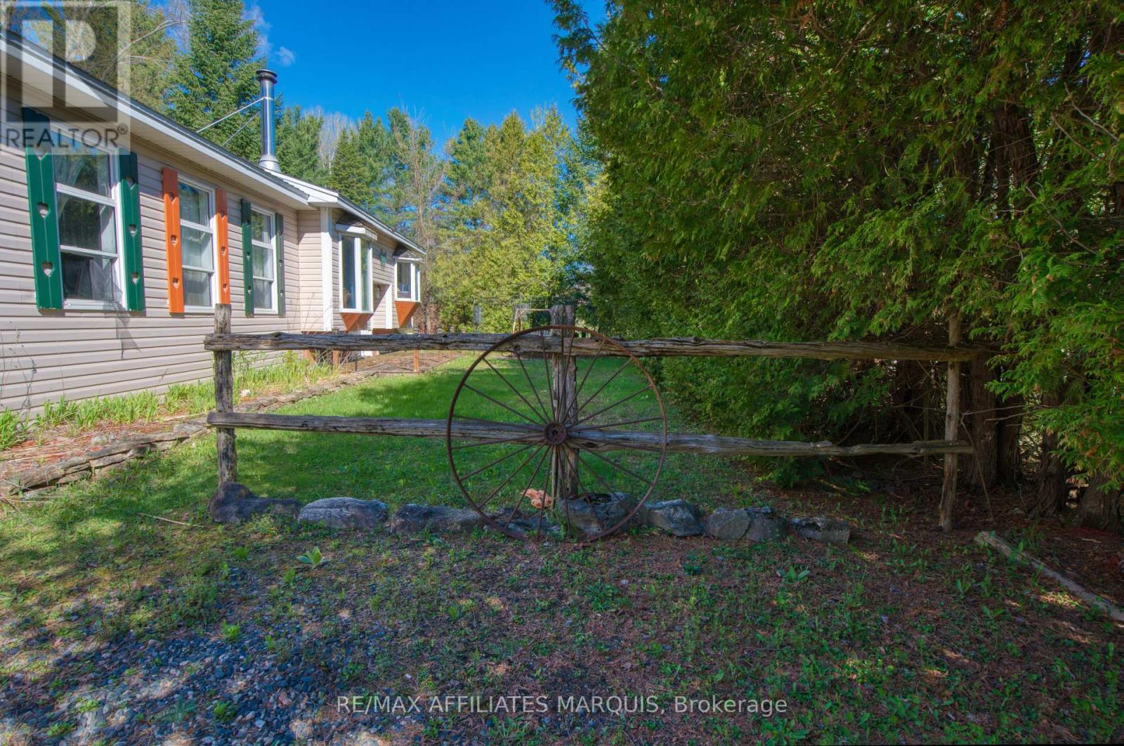 641 HARPER ROAD - 15